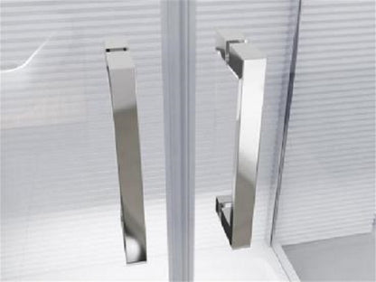 Verchromte Griffe und Aluminium-Wandprofil der Duschkabine Amaya